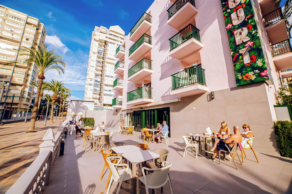 palm-court-apartments-benidorm-hotels-jet2holidays