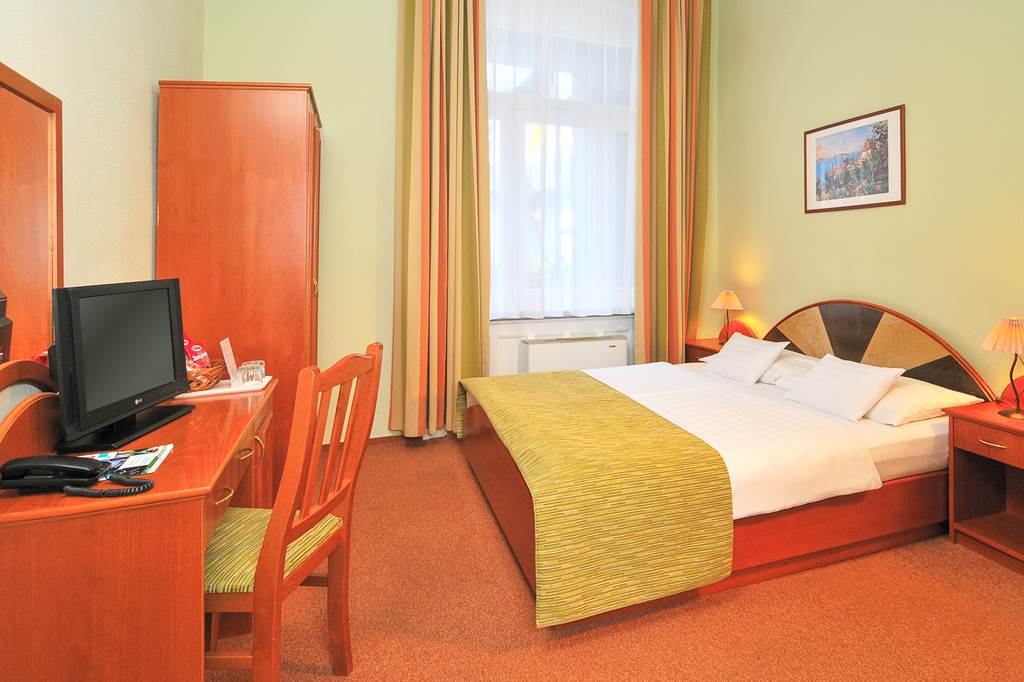 Baross City Hotel Budapest City Hotels Jet2holidays