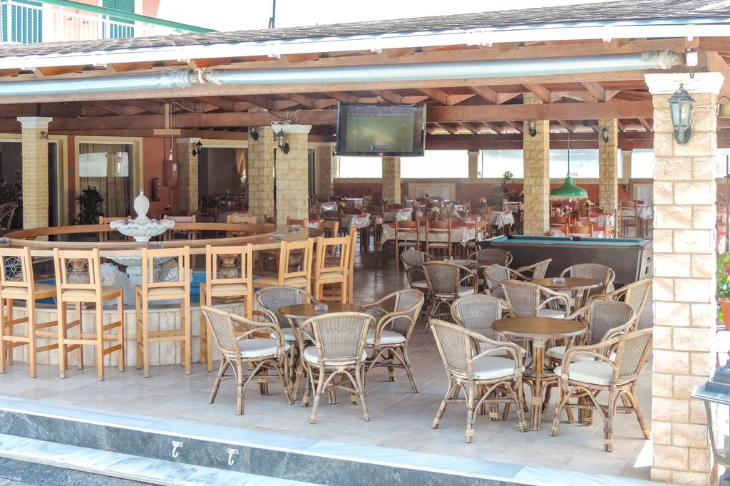 barras-apartments-aghios-stefanos-west-hotels-jet2holidays