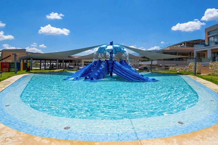 nike womens air max 270s