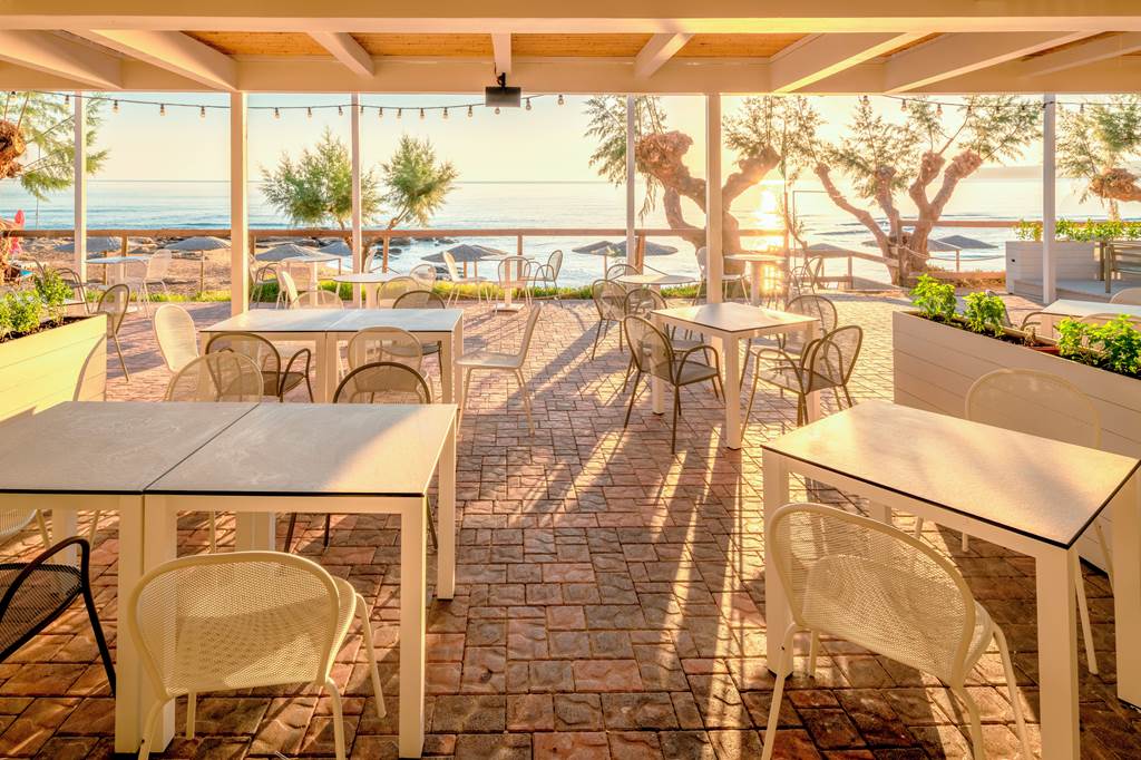 Iolida Beach Hotel - Aghia Marina - Chania hotels | Jet2holidays
