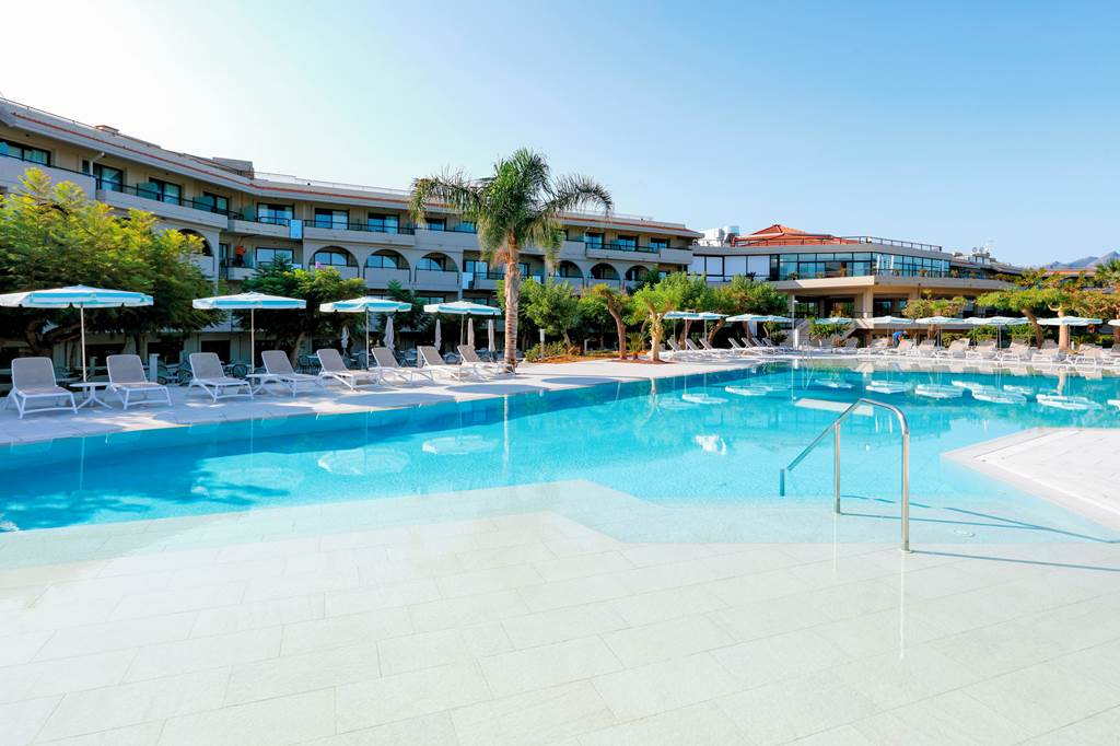 Grand Palladium Sicilia Resort & Spa, Campofelice Di Roccella (Catania Airport)