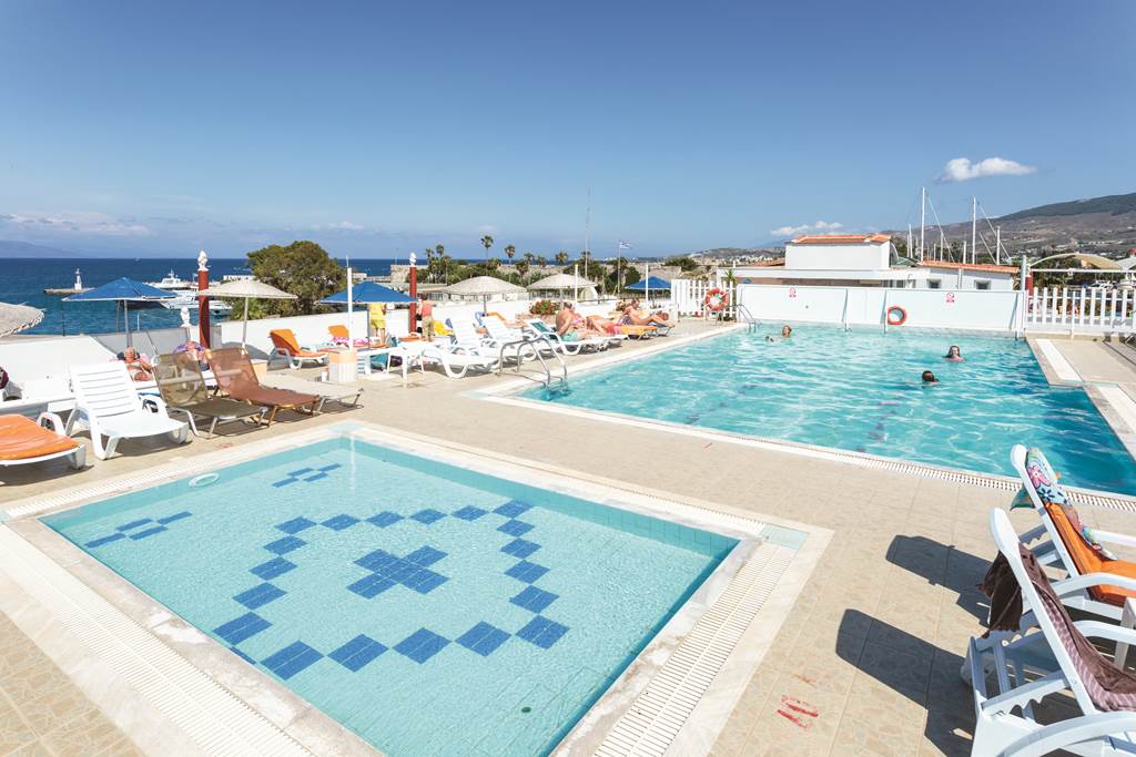kosta-palace-kos-town-voyager-travel-direct
