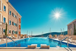 The Chedi Lustica Bay