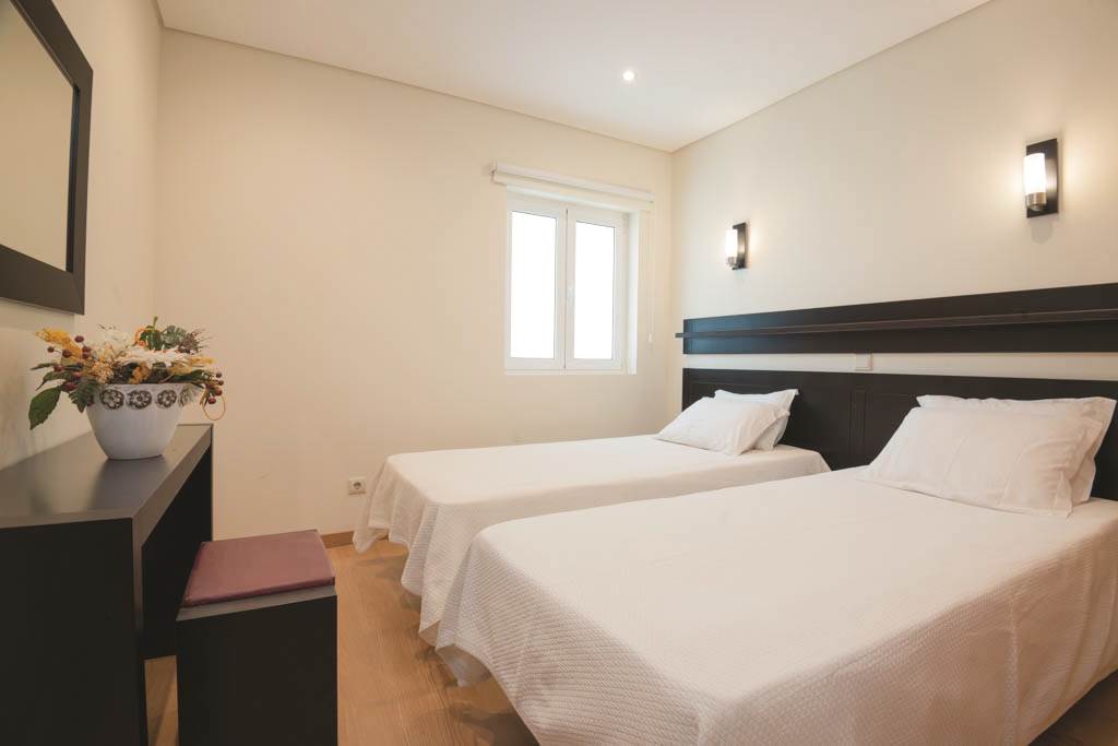 parque-mourabel-oasis-village-vilamoura-hotels-jet2holidays
