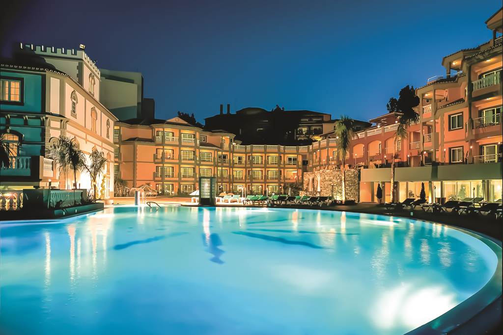 All Inclusive Holidays and Package Holidays 2017/2018 | Jet2holidays