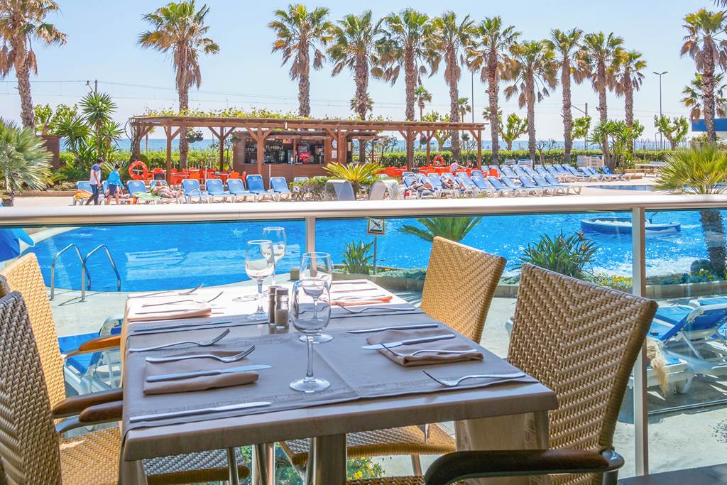 Golden Taurus Aquapark Resort - Pineda de Mar - Costa Barcelona hotels ...