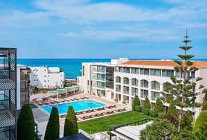 The Albatros Spa & Resort Hotel