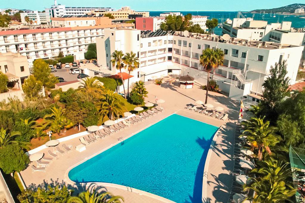 the-palm-star-ibiza-san-antonio-bay-hotels-jet2holidays