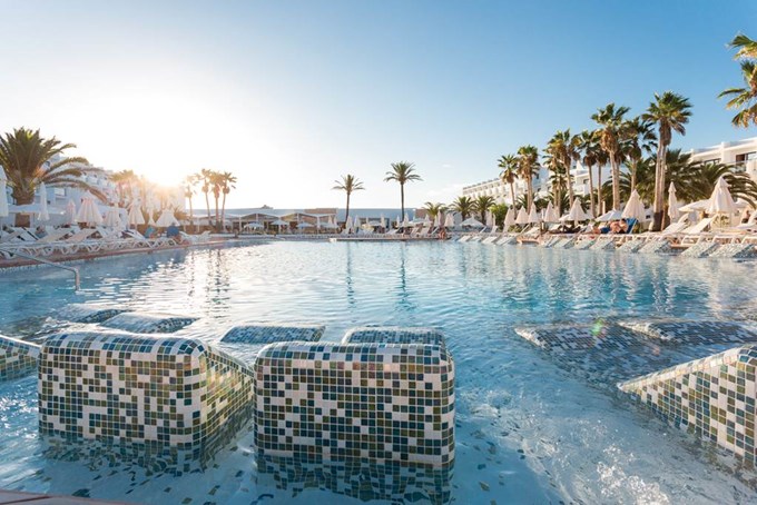 Grand Palladium White Island Resort & Spa - Playa DEn ...