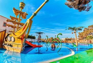 Playa Es Cana (Ibiza) | Jet2holidays 2025/2026