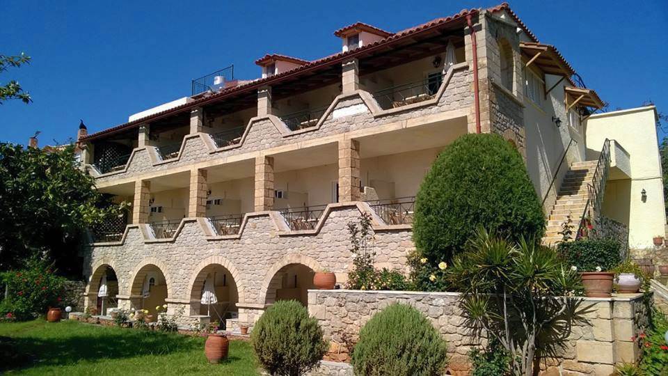 Maini Studios Stoupa Hotels Jet2holidays