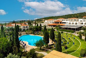 Sunrise Village Beach Hotel