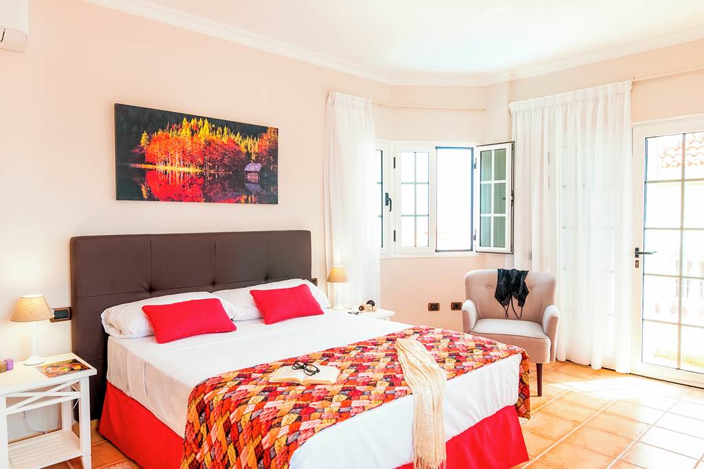 Casa Amarilla | Jet2Villas | Jet2holidays