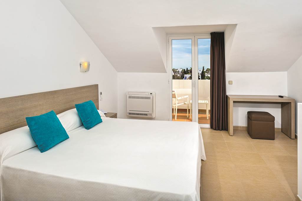 Sol Cala d'Or Apartments Cala D'Or hotels Jet2holidays