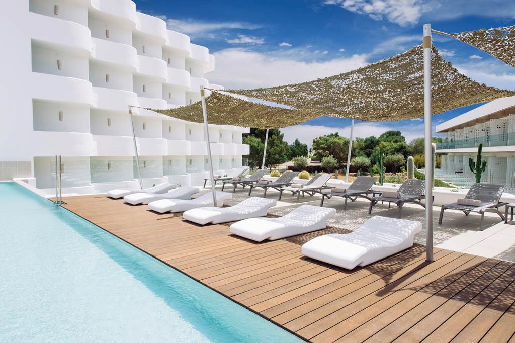 Swim Up Rooms Majorca