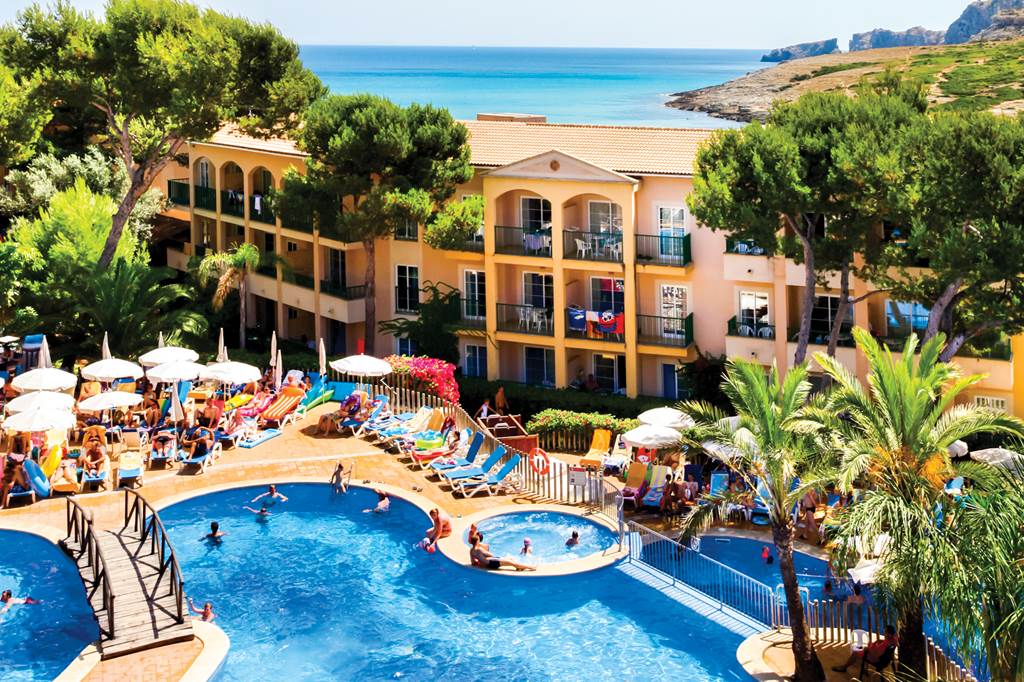 Zafiro Cala Mesquida Cala Mesquida hotels Jet2holidays