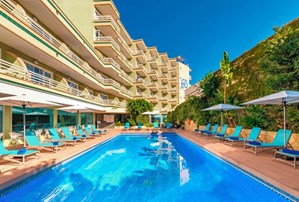 Agua Beach Hotel - Adults Only