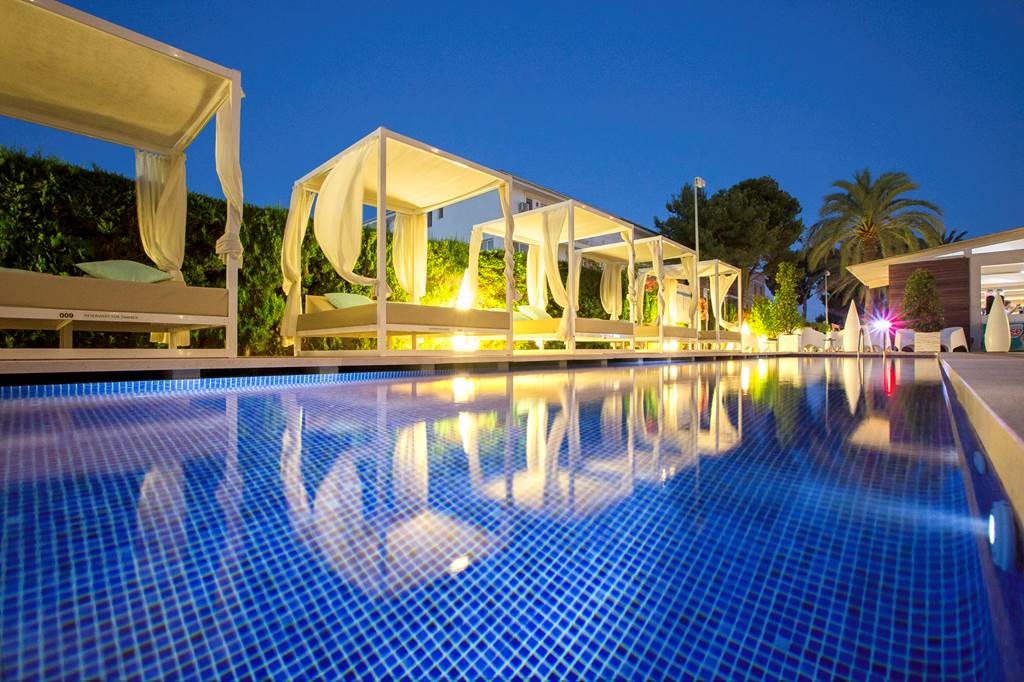 Hotel Mar Playa De Muro Suites
