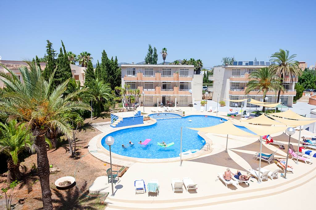 Club Sa Coma Apartments - Sa Coma hotels | Jet2holidays