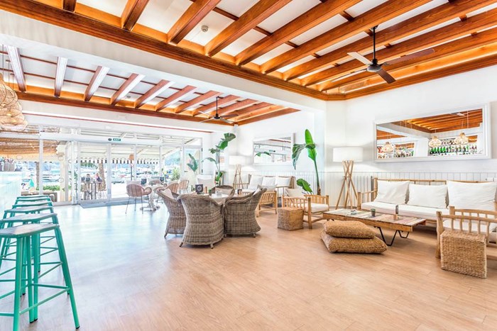 FERGUS Soller Beach | Jet2holidays