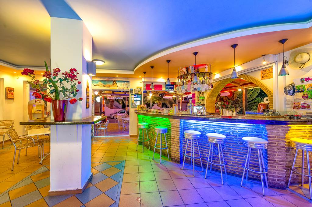 the canadian hotel zante