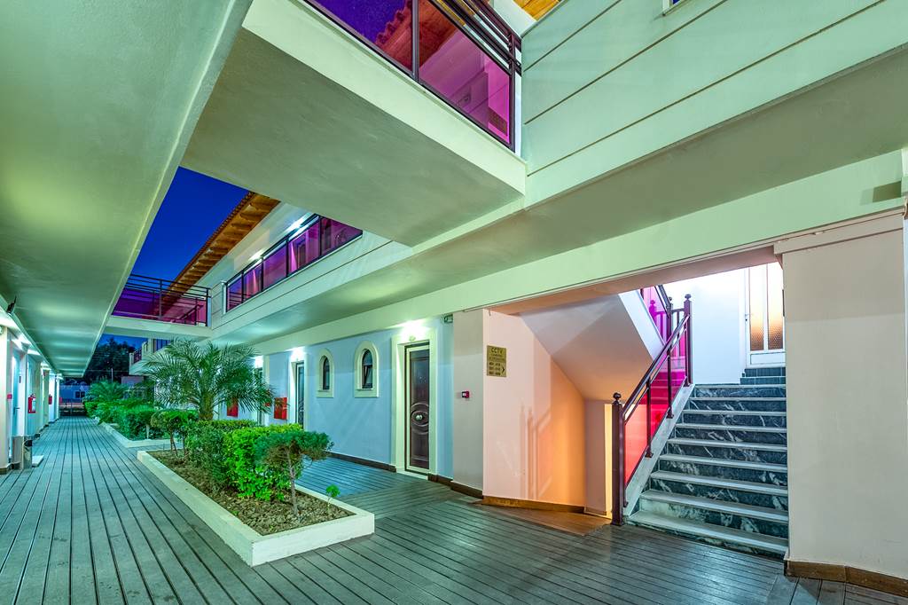 the canadian hotel zante