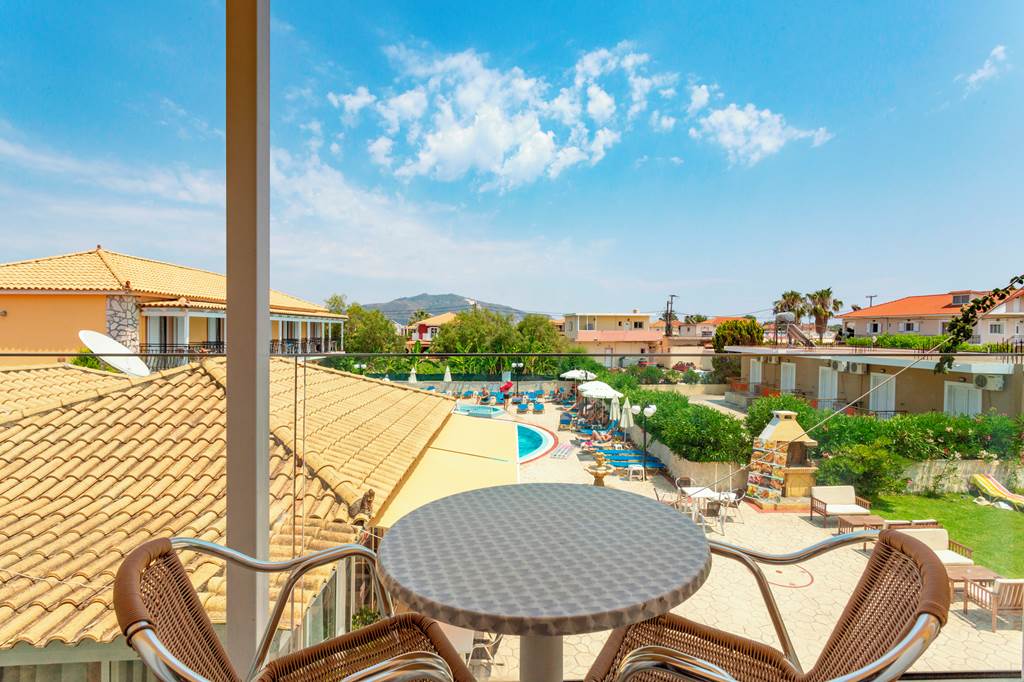 aphrodite studios laganas zante