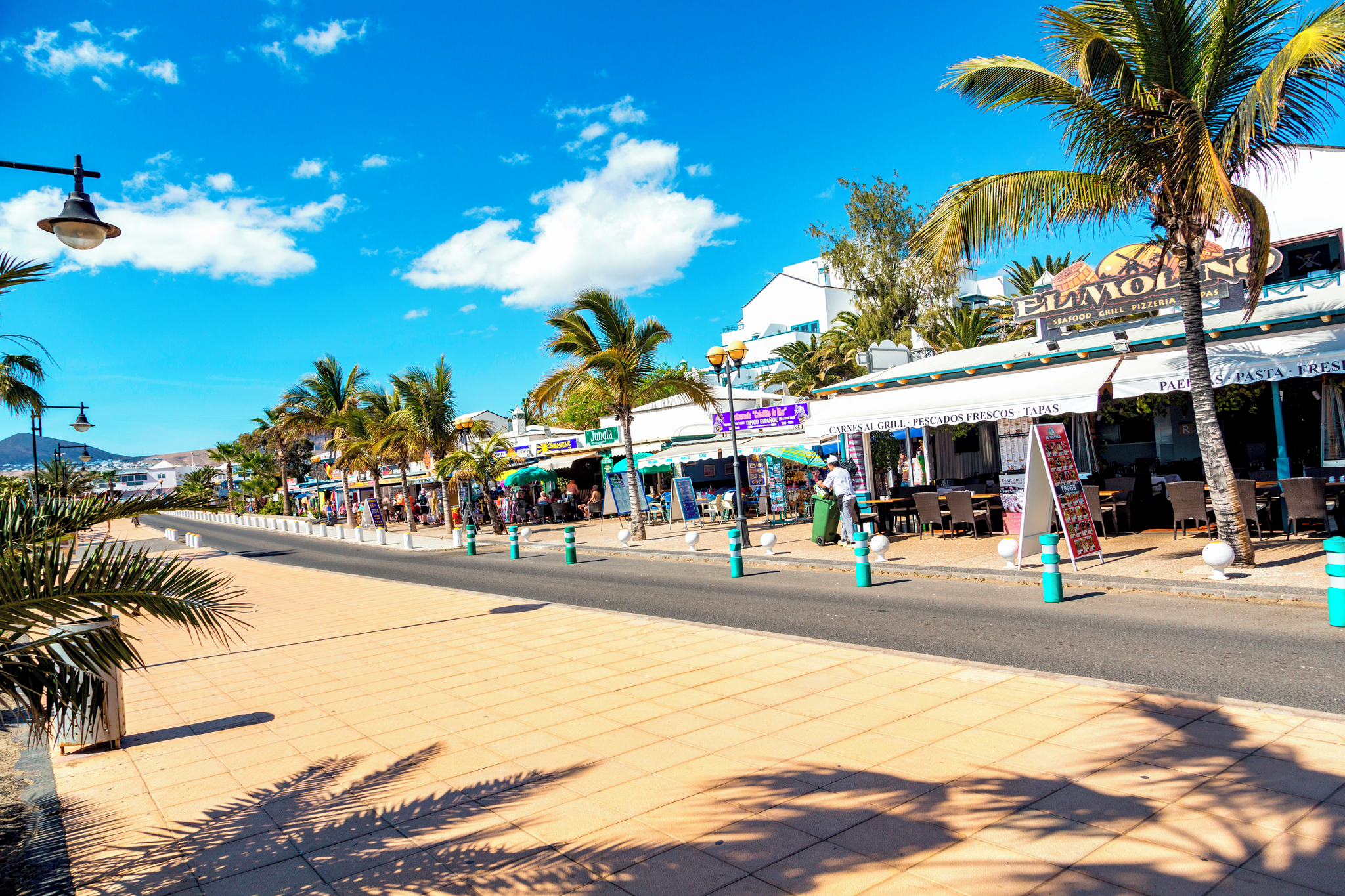 Los Pocillos promenade