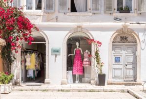 Retail therapy in Corfu Town